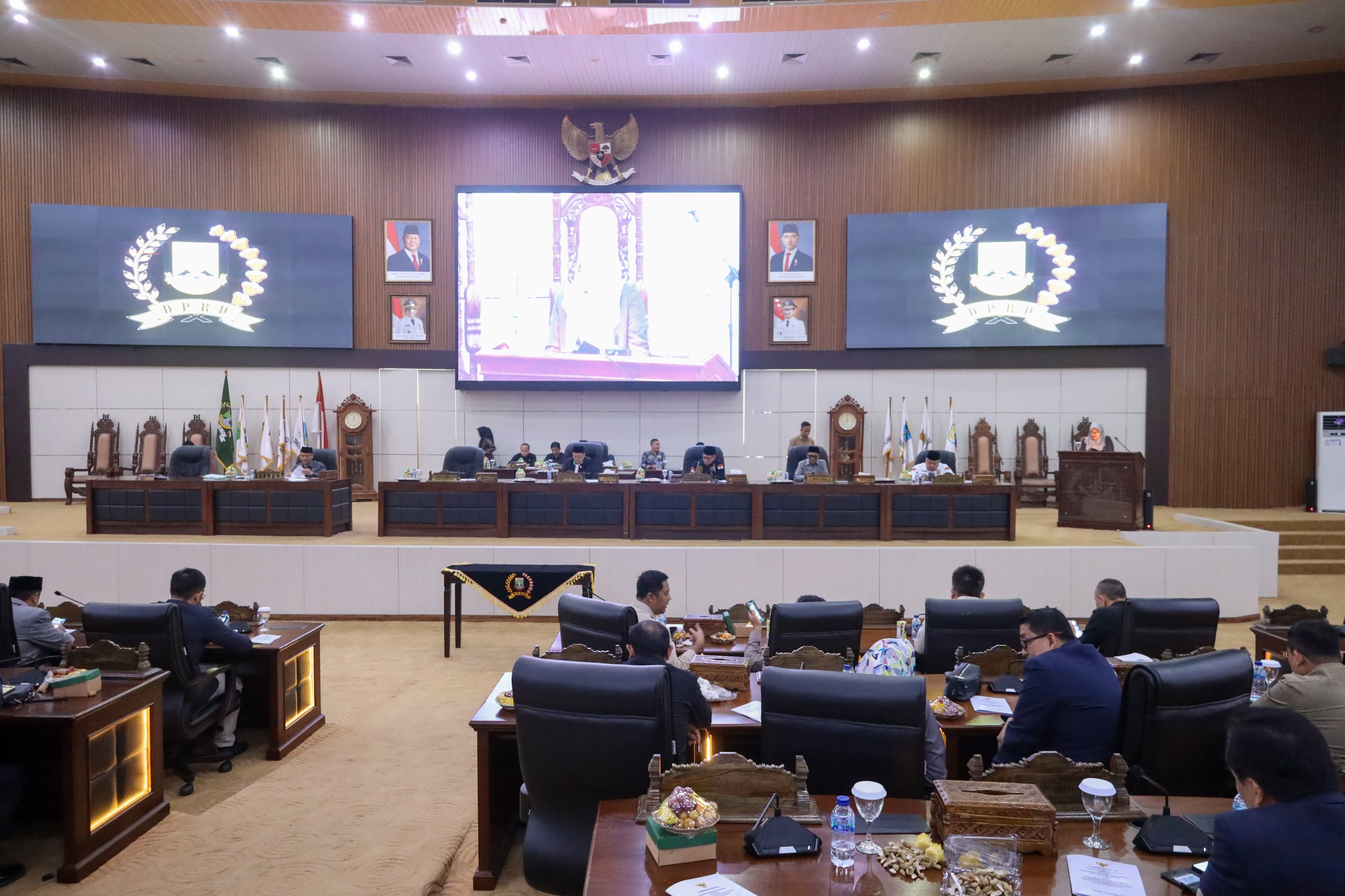 DPRD Banten Gelar Paripurna Tanggapan Gubernur atas Pandangan Umum Fraksi Raperda APBD 2027