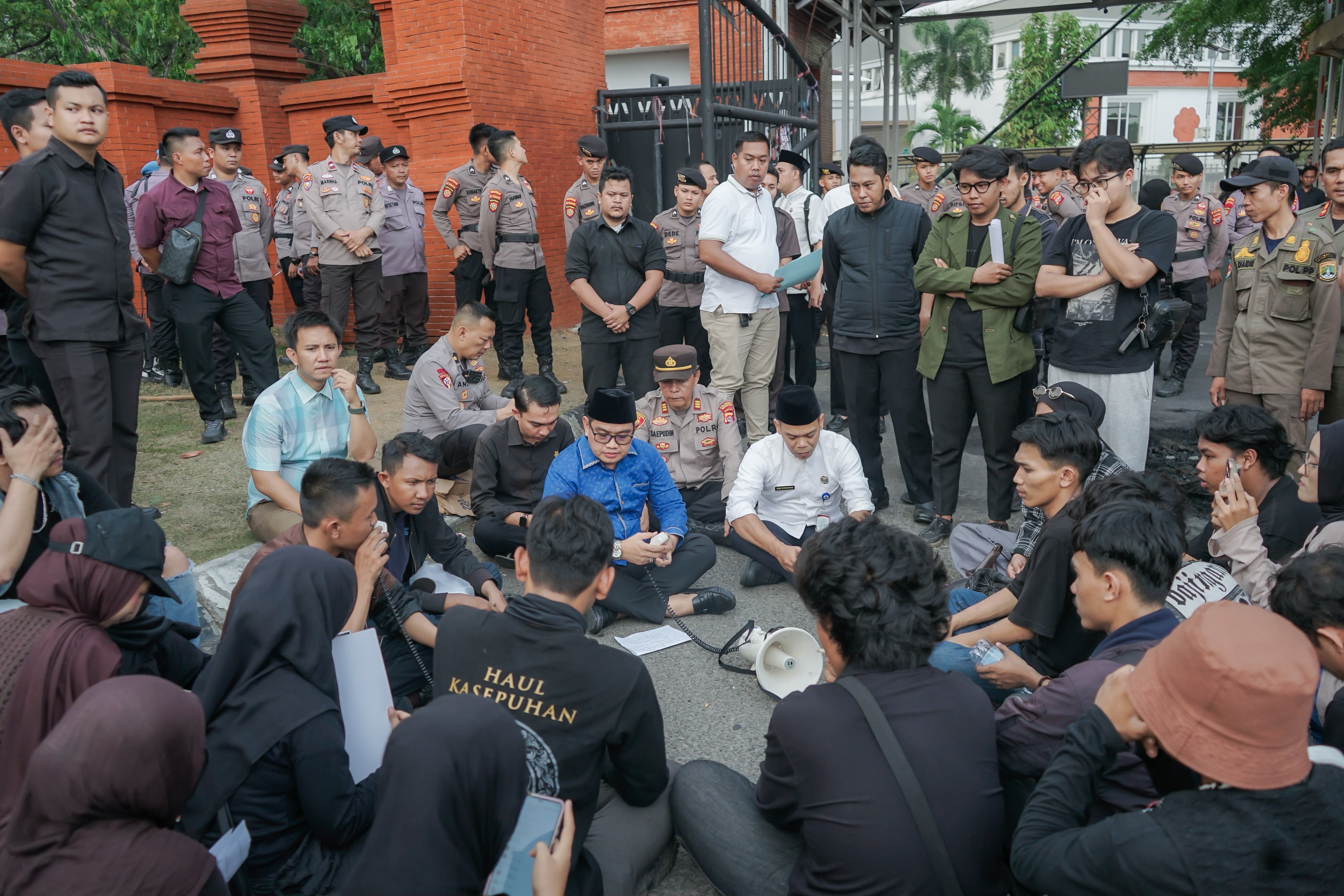 DPRD Banten Terima Aspirasi 120 Mahasiswa PMII, Dialog Berlangsung Kondusif
